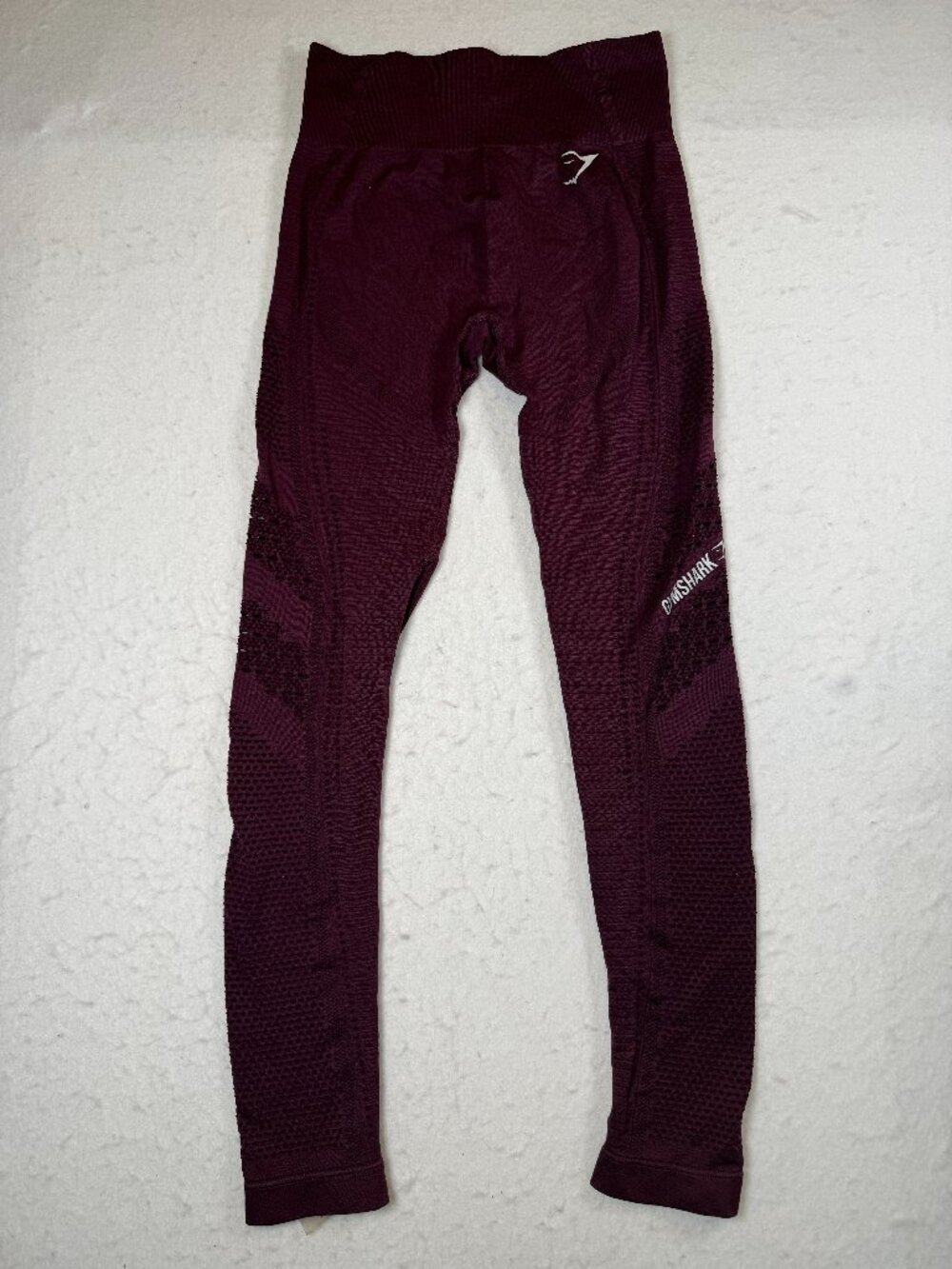Gymshark Seamless Energy High Waisted Women's Cutout Leggings Size Small Maroon